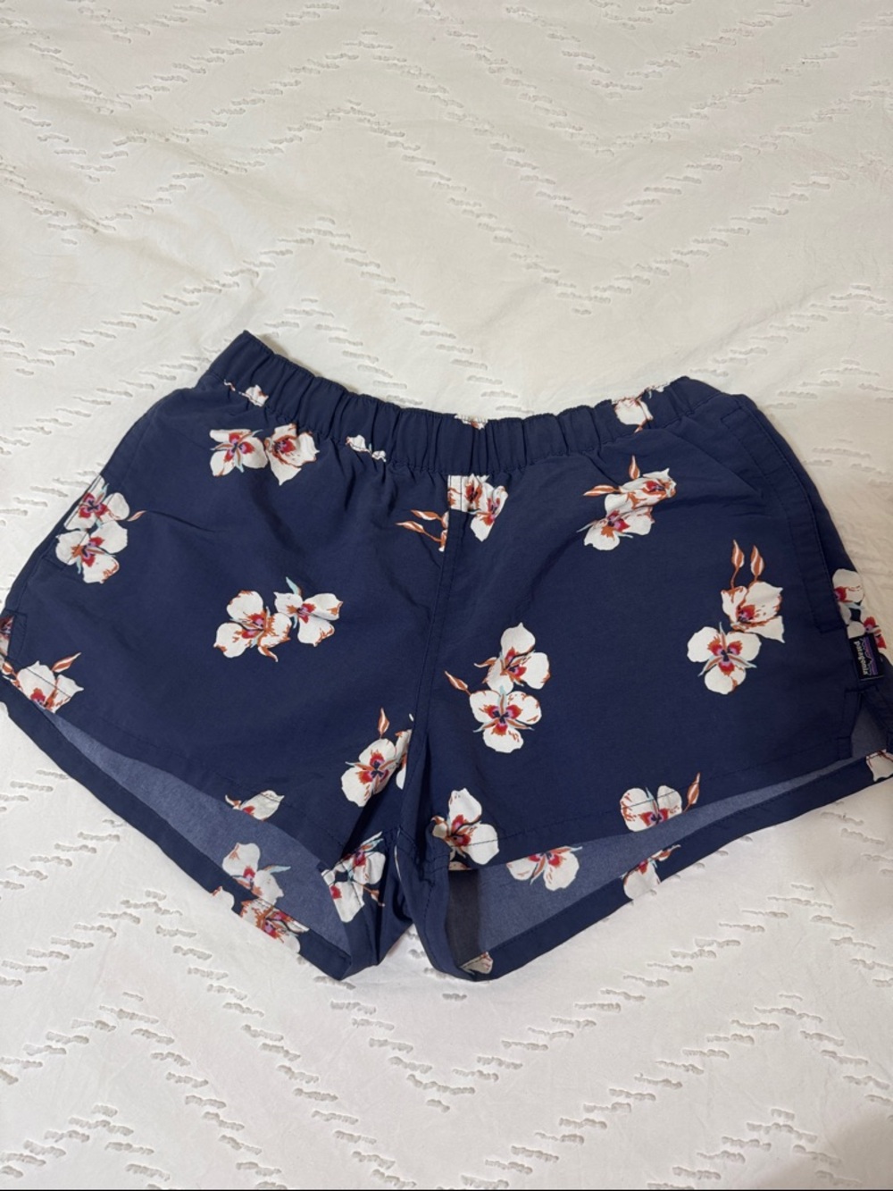 Patagonia baggies size small
